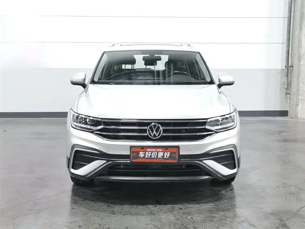 Tiguan L 330 TSI Auto 2 WD Smart Enjoyment