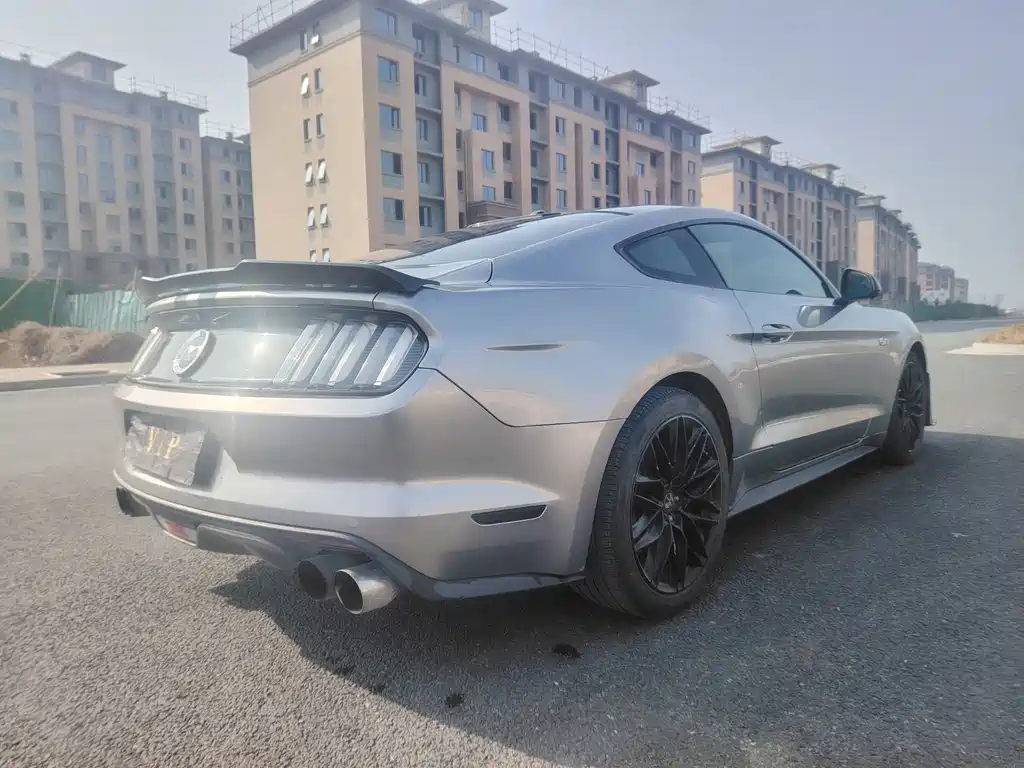 Mustang 2.3 T Performance