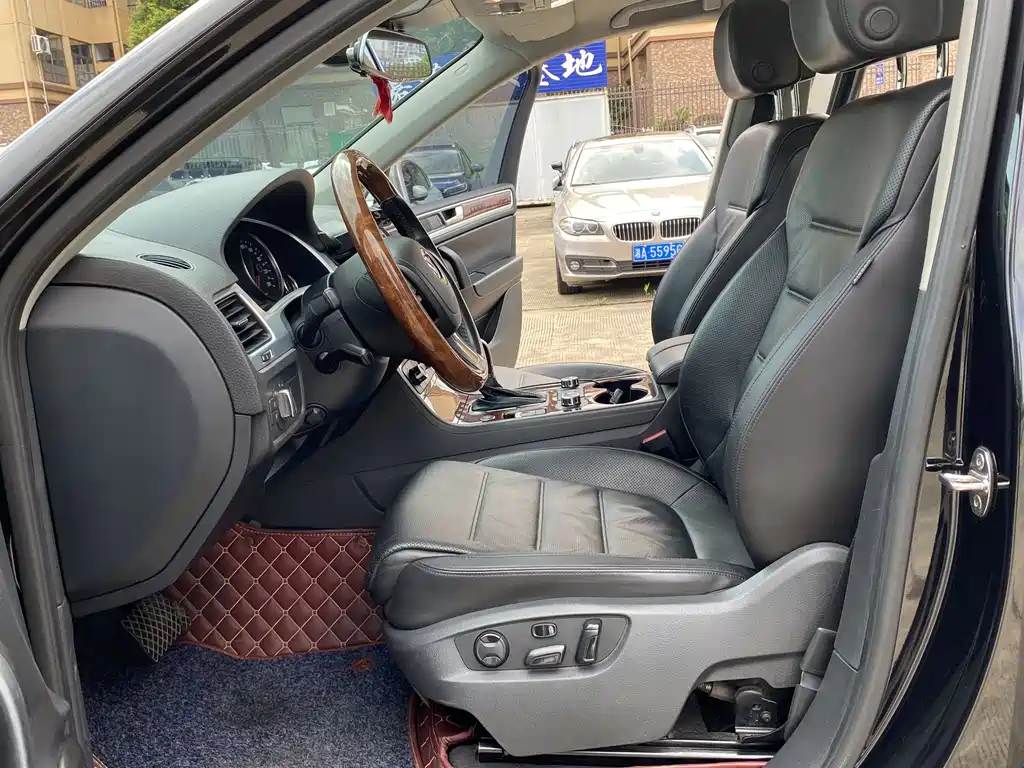 Touareg 3.0 TSI Luxury
