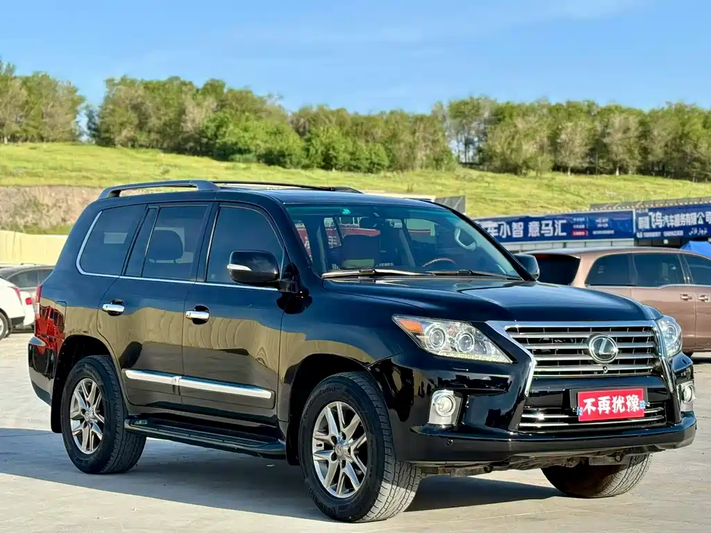 Lexus LX 570