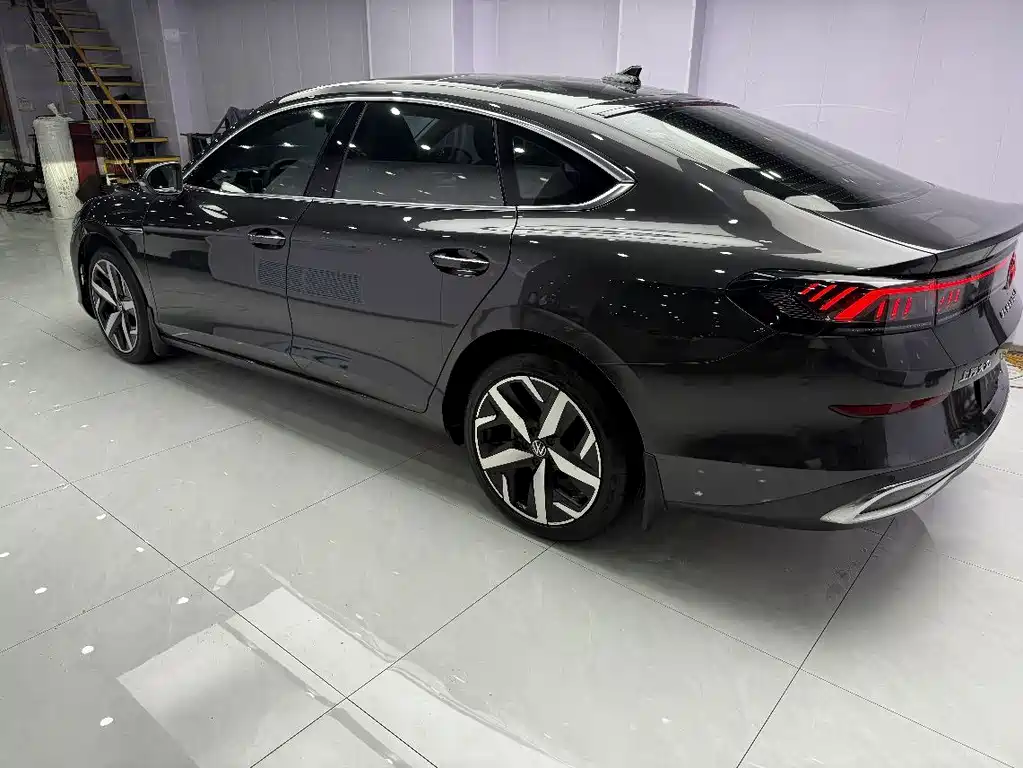 Lamando Lamando L 280 TSI DSG Spicy Cool