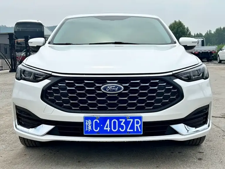 Ford Escort 1.5 L Auto Diamond