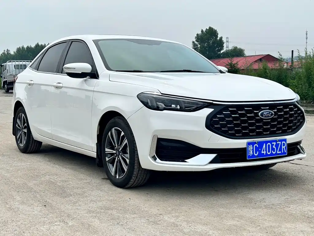 Escort 1.5 L Auto Diamond