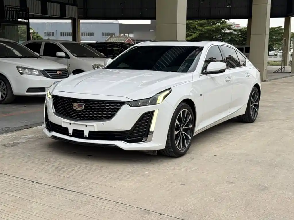 Cadillac CT5 28 T Luxury