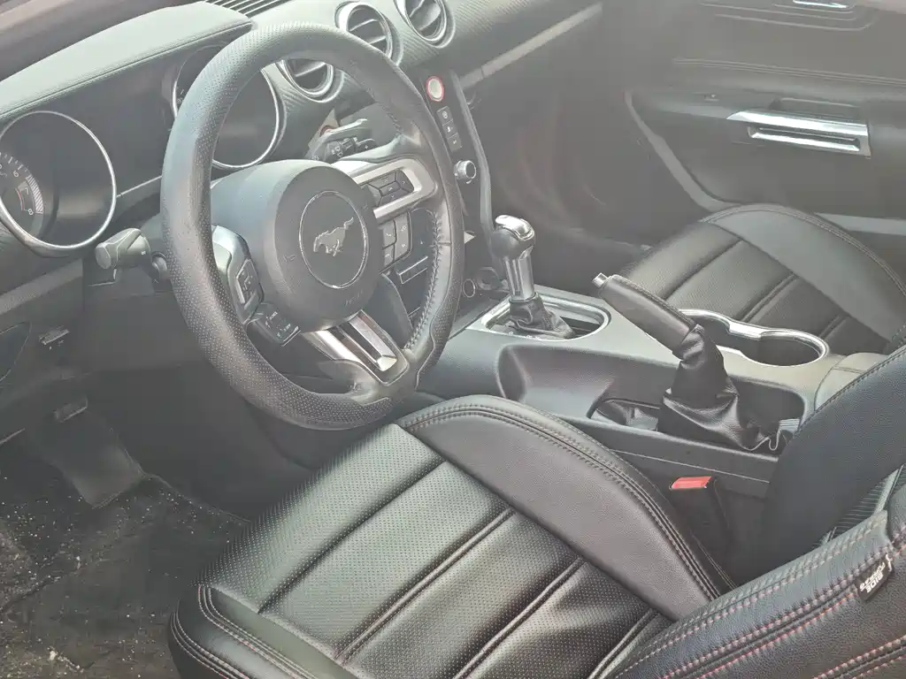 Mustang 2.3 L EcoBoost