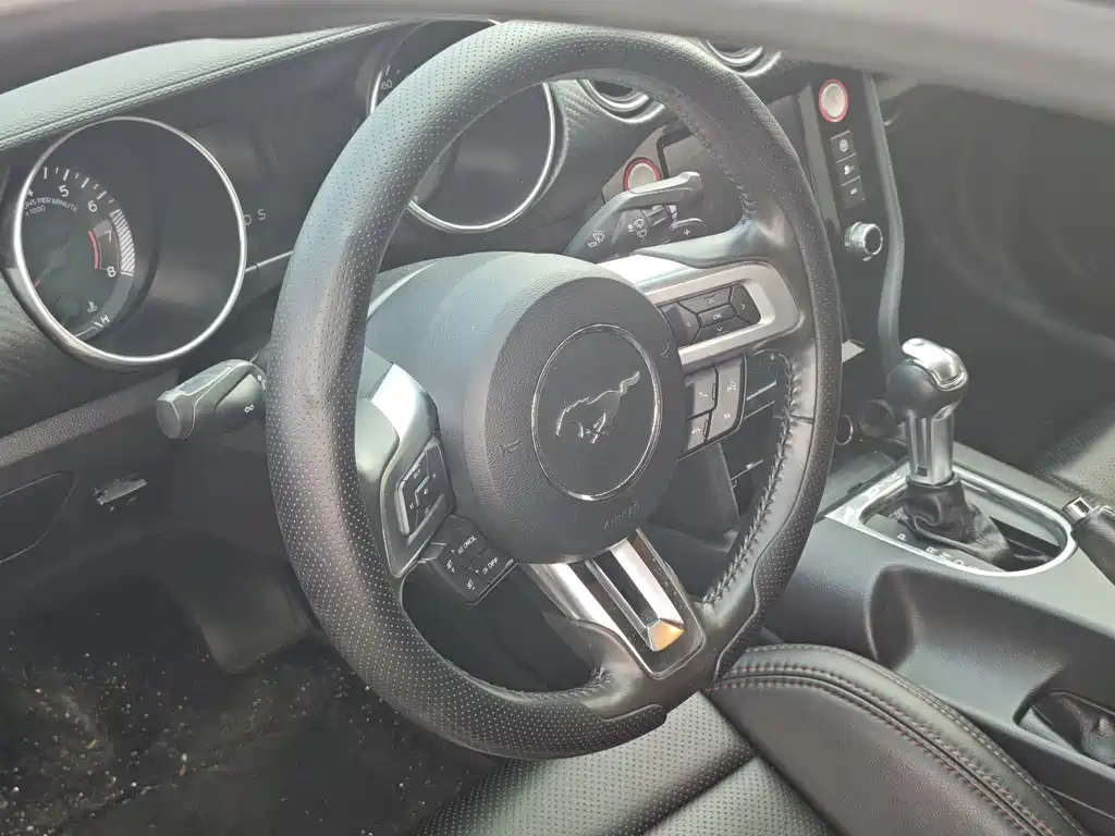 Mustang 2.3 L EcoBoost