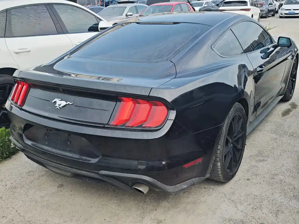 Mustang 2.3 L EcoBoost