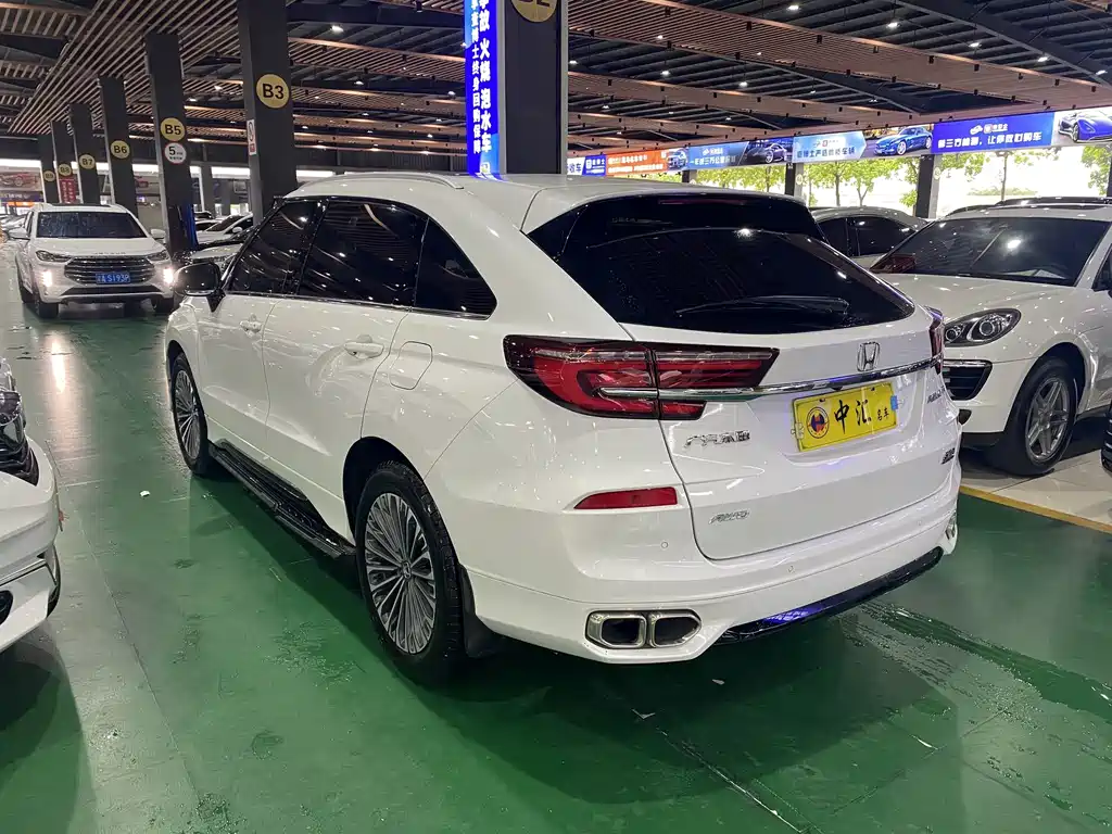 Avancier 370 TURBO 4 WD Premium