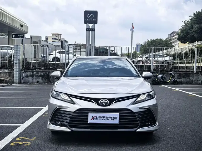 Toyota Camry 2.5 G Luxury