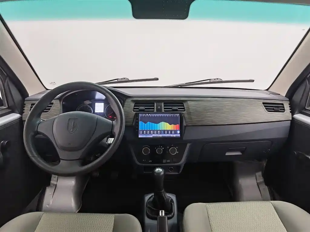 Xiaohaishi X30 1.5 L Super Enjoyment Cargo Van 2 5-seat AC SWC15 M
