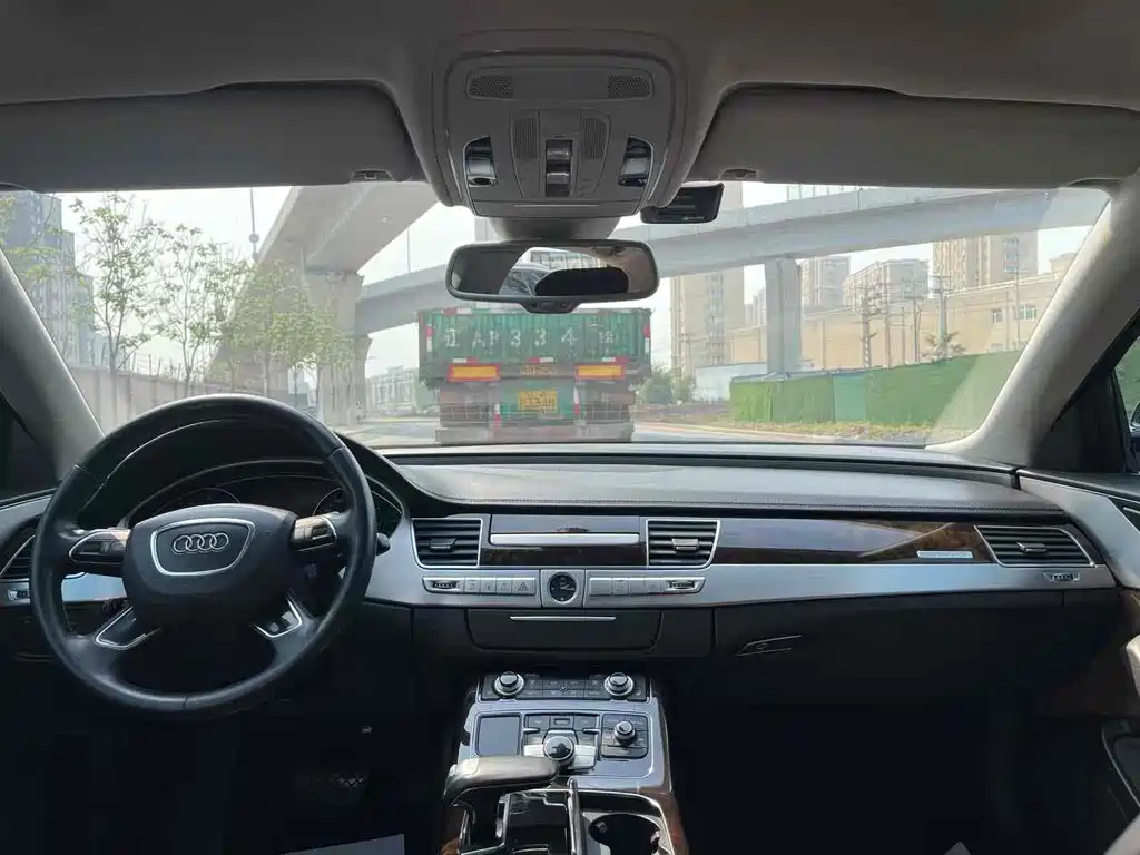 Audi A8 A8 L 45 TFSI quattro Comfort