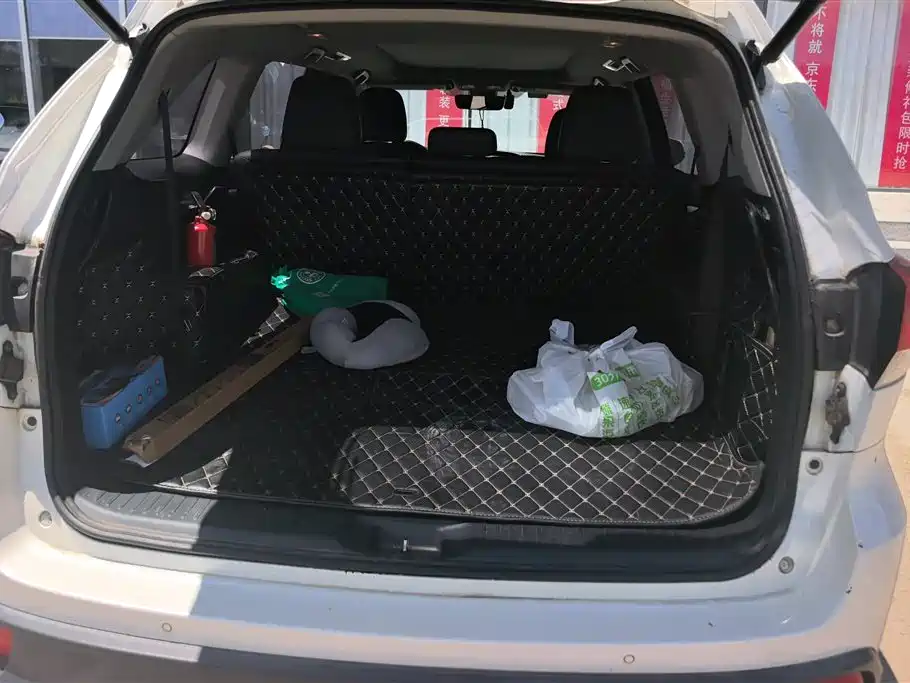 Highlander 2.0 T 4 WD Luxury 7-seat CN-V