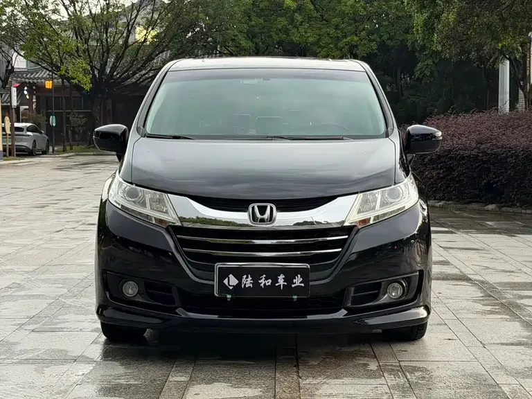 Honda Odyssey Facelift 2.4 L Luxury