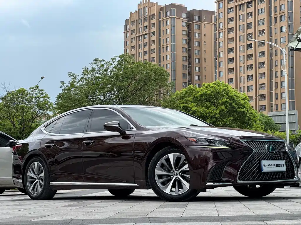 Lexus LS 350 Outstanding CN-V
