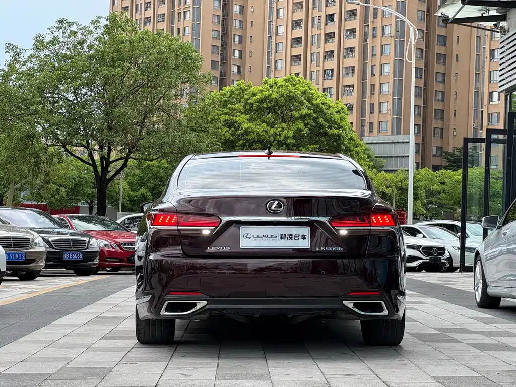 Lexus LS 350 Outstanding CN-V