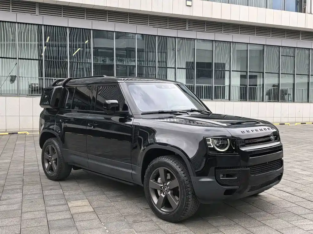 Land Rover Defender 110 P400 HSE