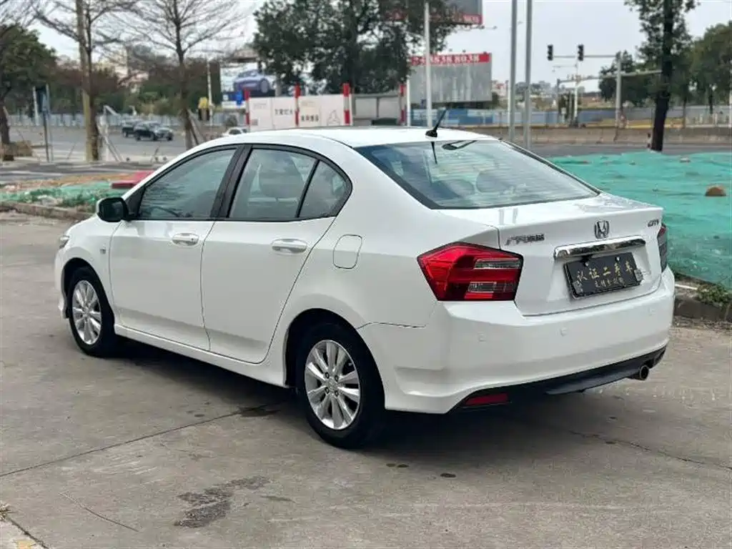 City Classic 1.5 L Auto Elite