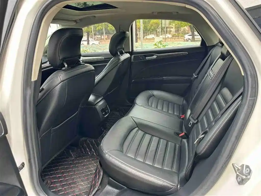 Mondeo EcoBoost 180 Luxury
