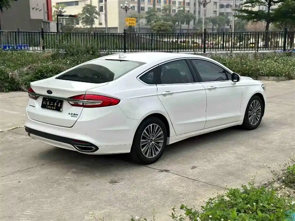 Mondeo EcoBoost 180 Luxury