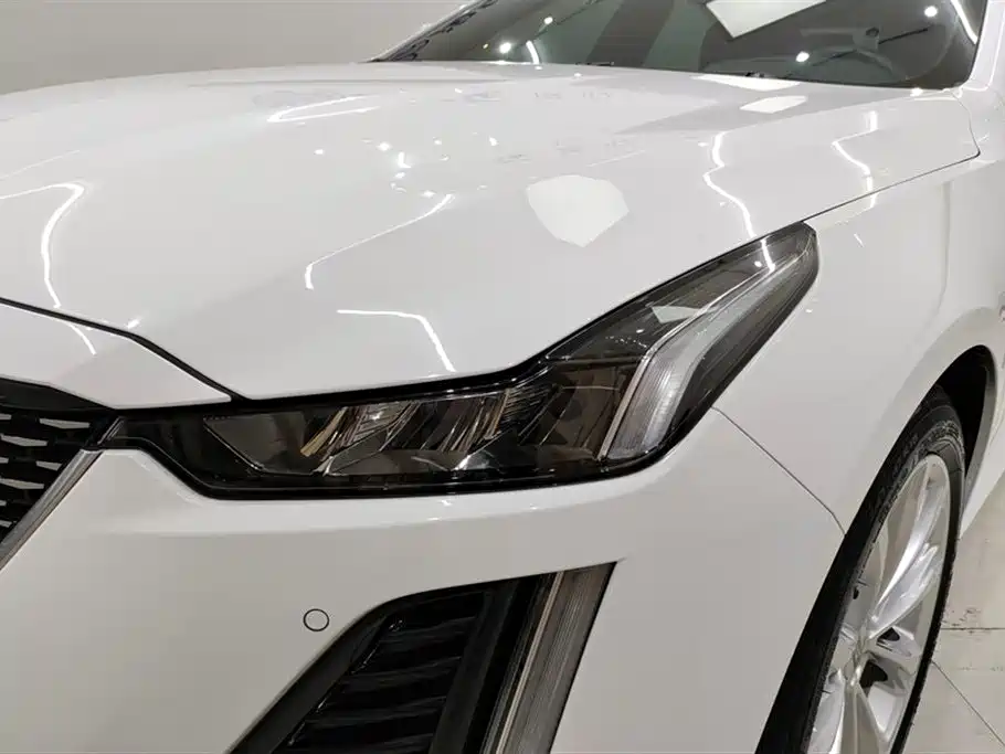 Cadillac CT5 28 T Luxury (Standard)