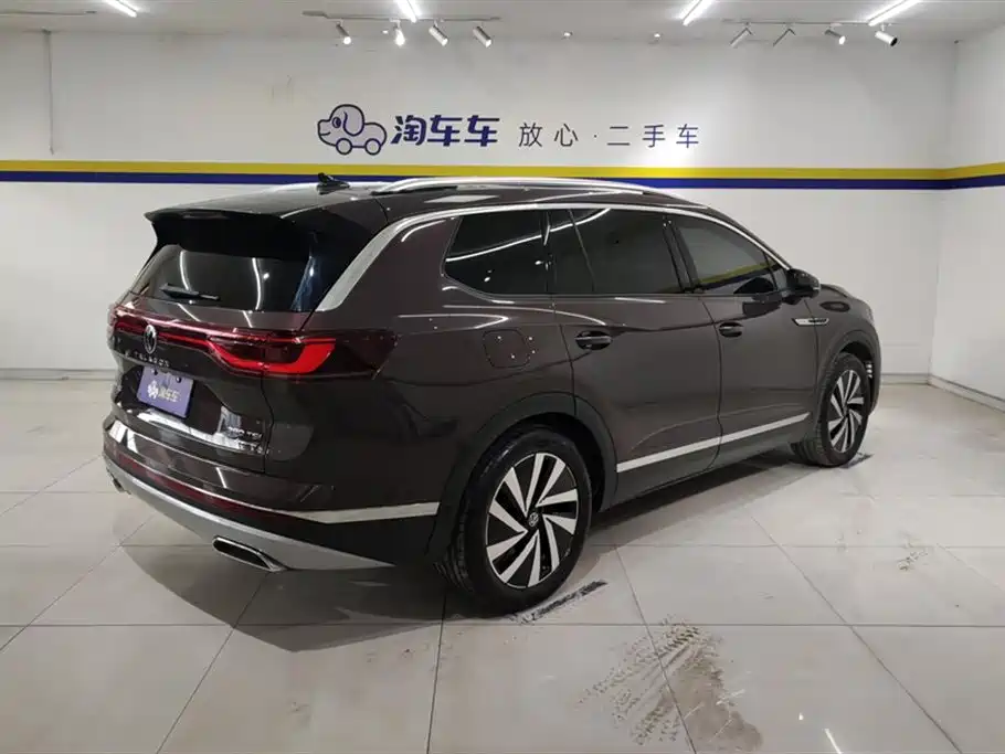 Talagon 380 TSI 4 WD Luxury Premium Realm Pro Limited