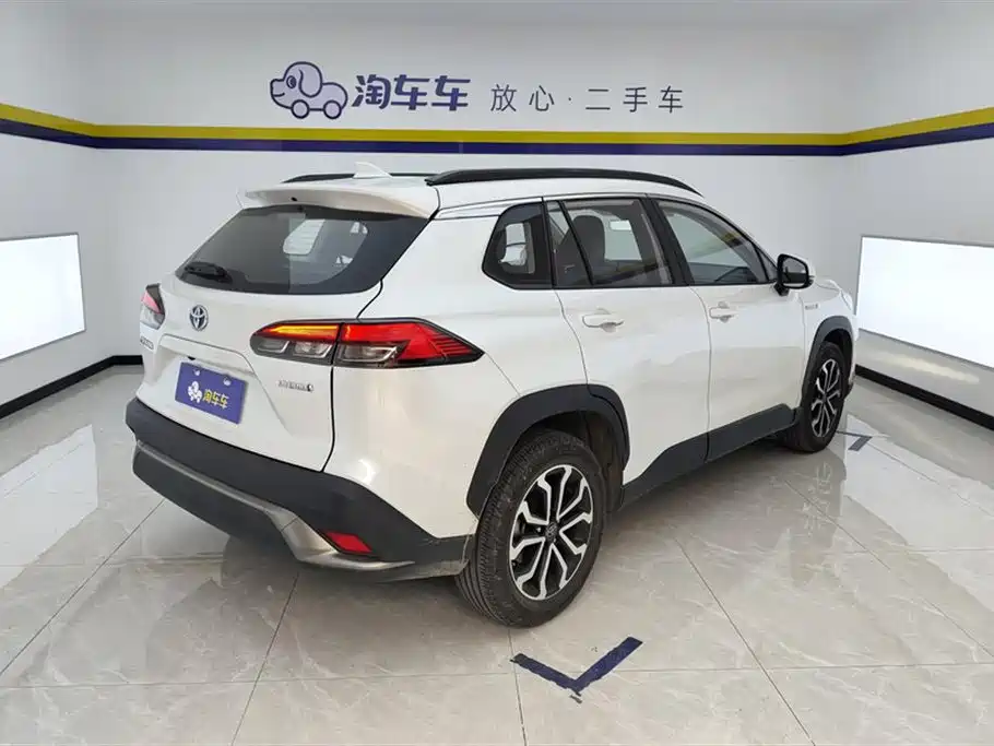 Frontlander 2.0 L Smart e-Hybrid Dual Engine Distinguished