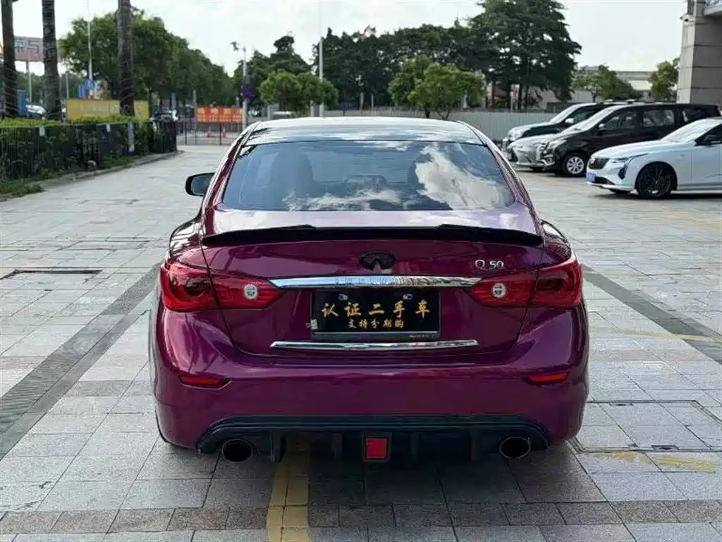 Infiniti Q50 L 2.0 T Comfort