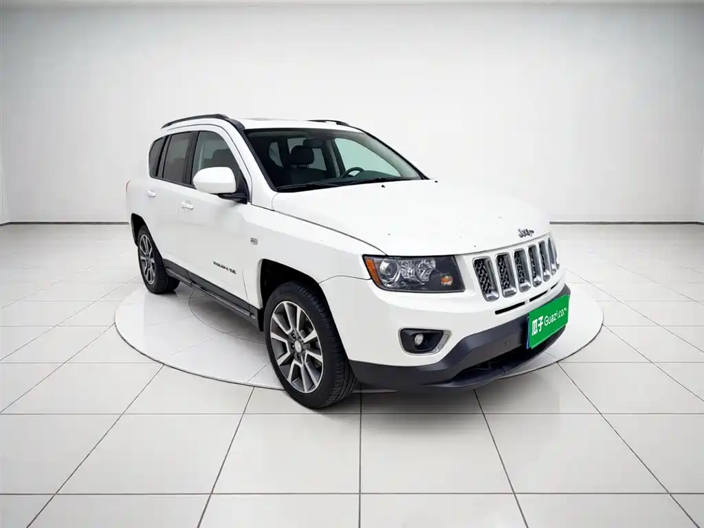 Compass (Import) Facelift 2.0 L 2 WD Elite