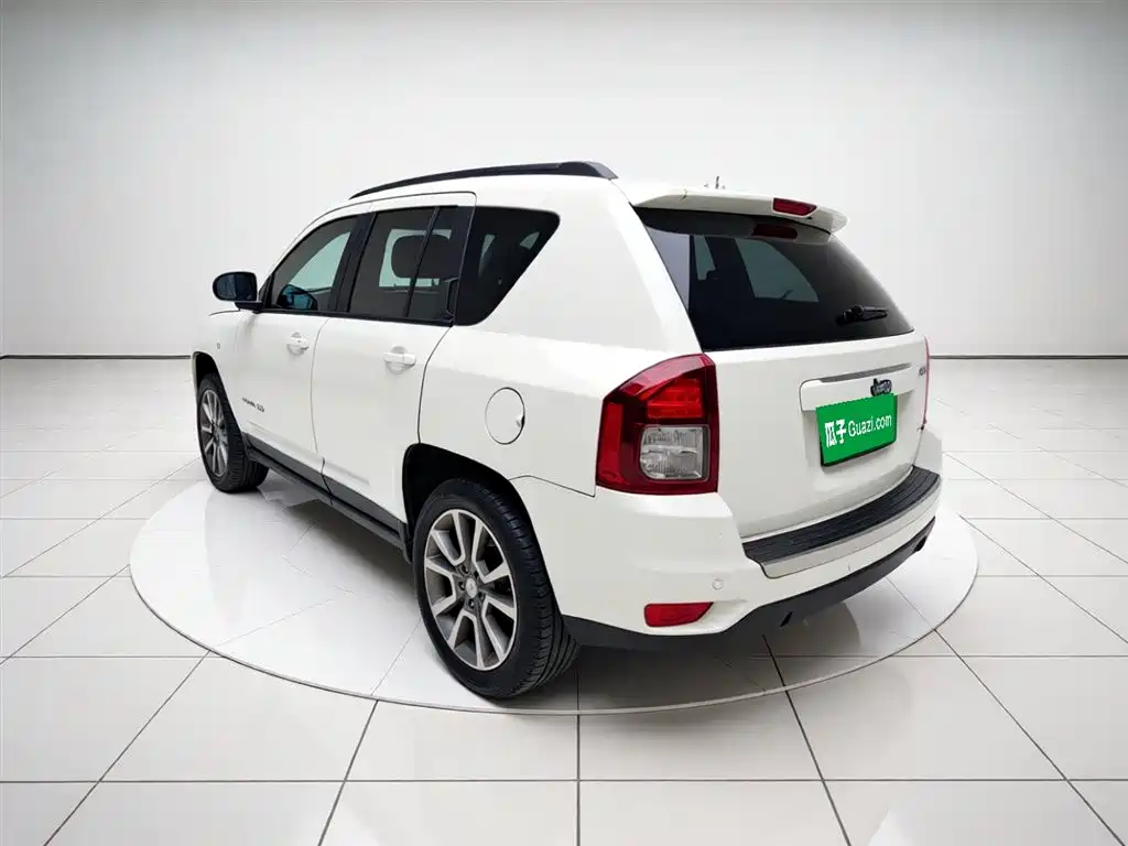 Compass (Import) Facelift 2.0 L 2 WD Elite