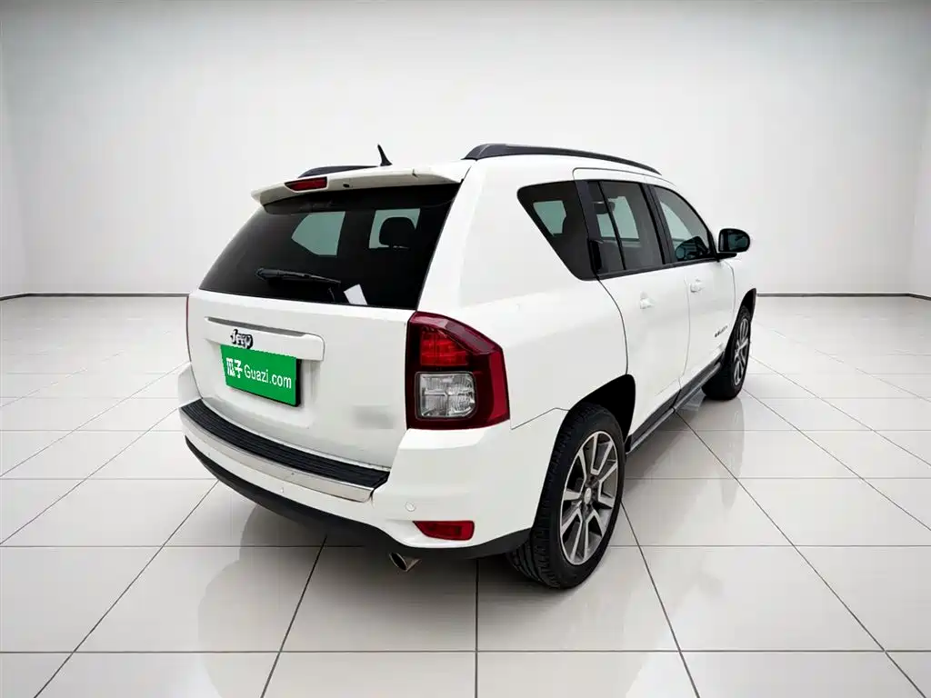 Compass (Import) Facelift 2.0 L 2 WD Elite