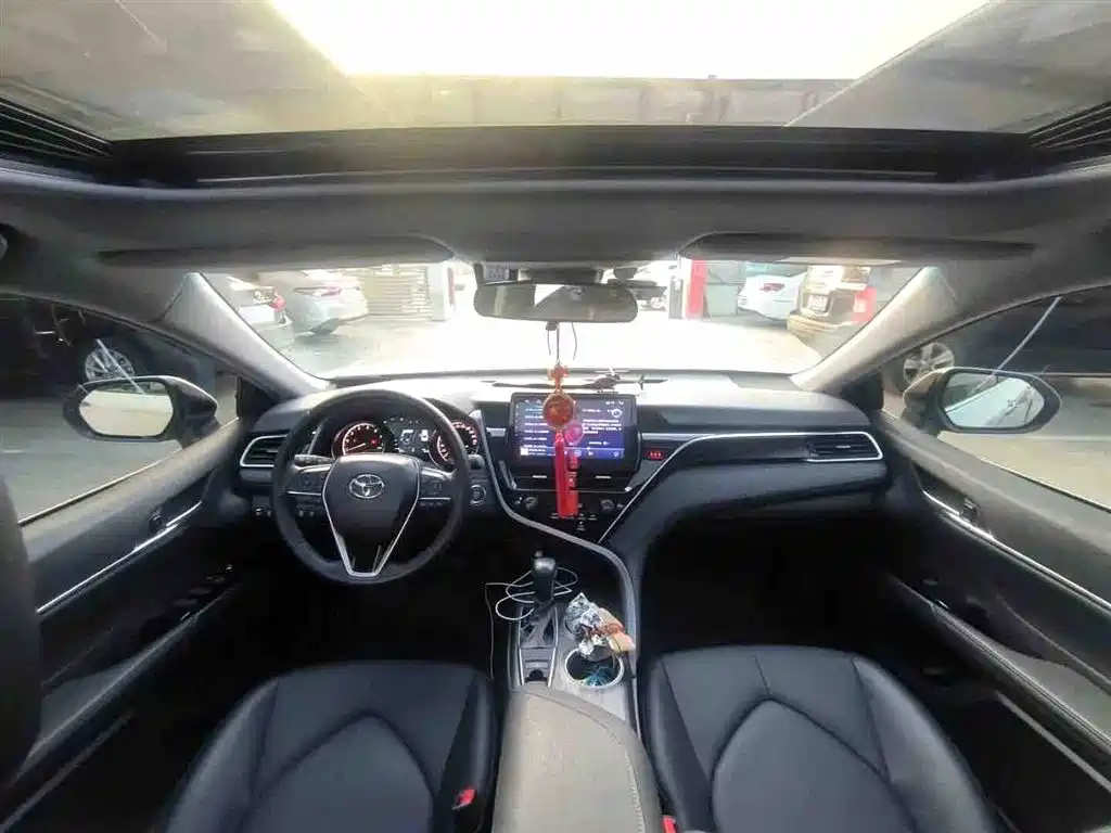 Camry 2.0 G Luxury