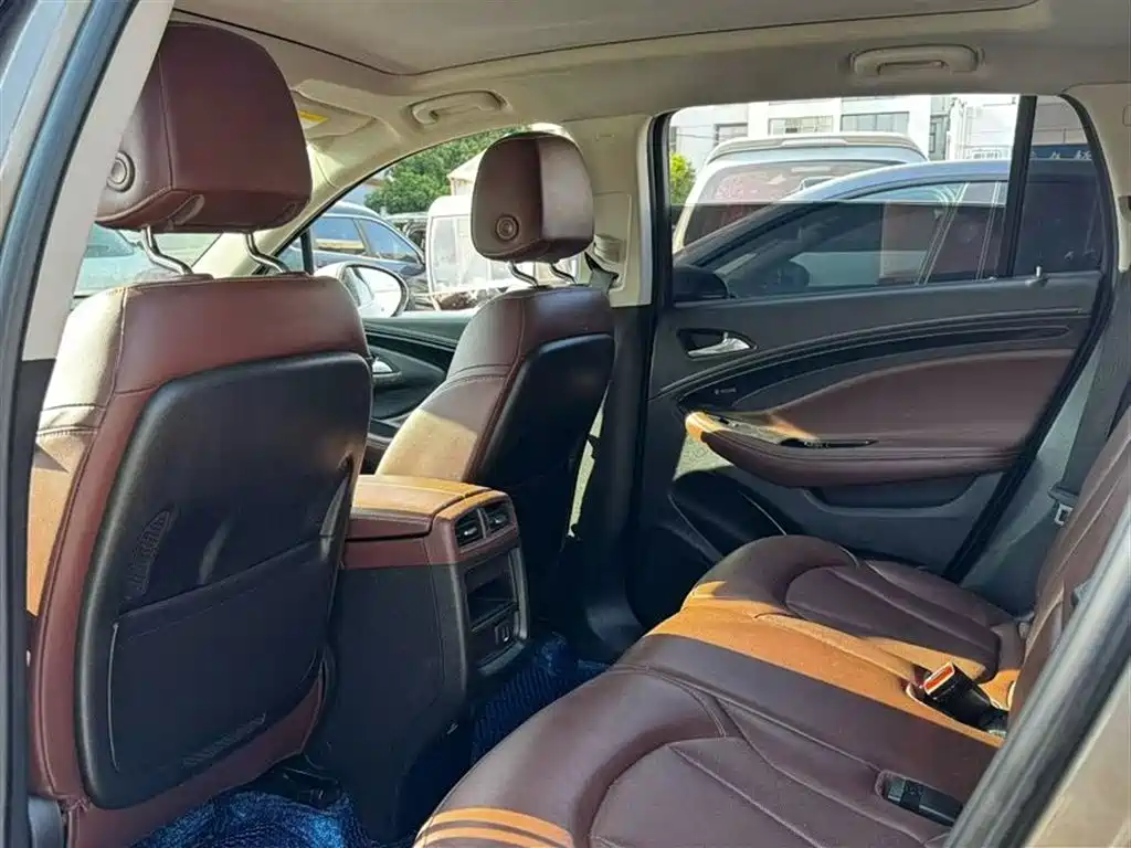 Envision Plus 28 T 4 WD All-round Sport Flagship