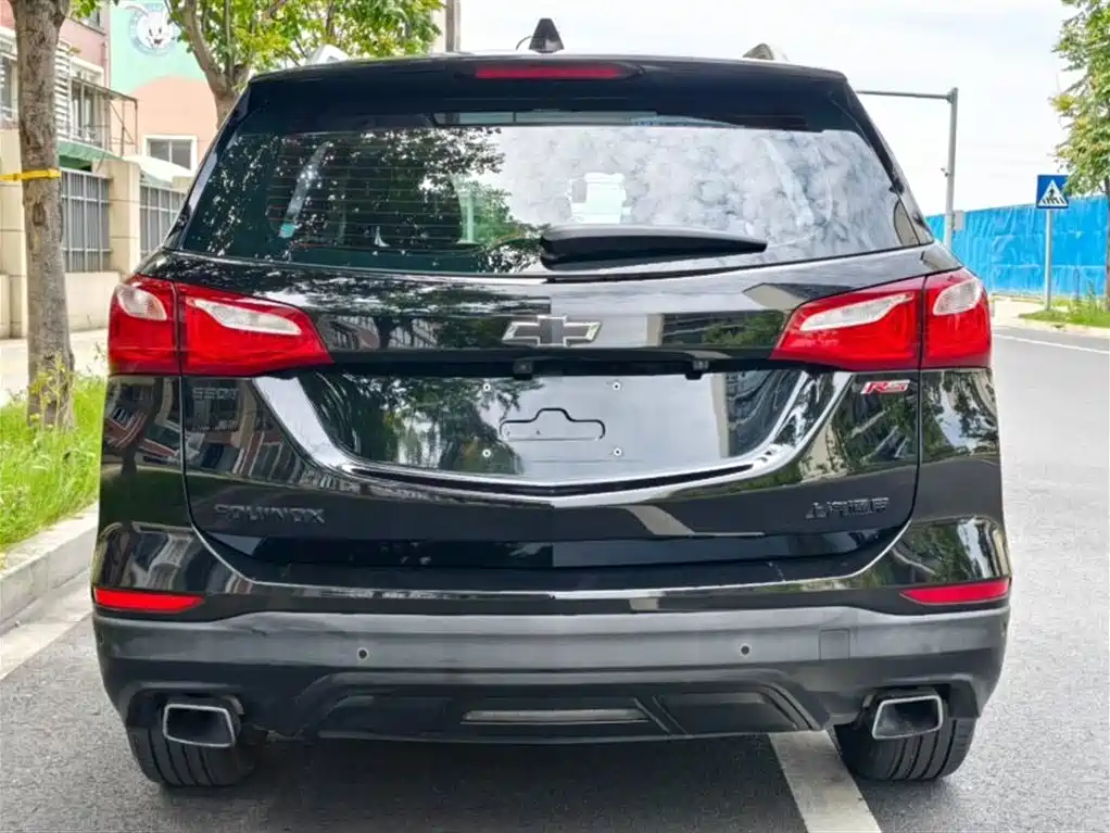 Equinox 探界者 2018款 RS 550 T 自动四驱捍界版