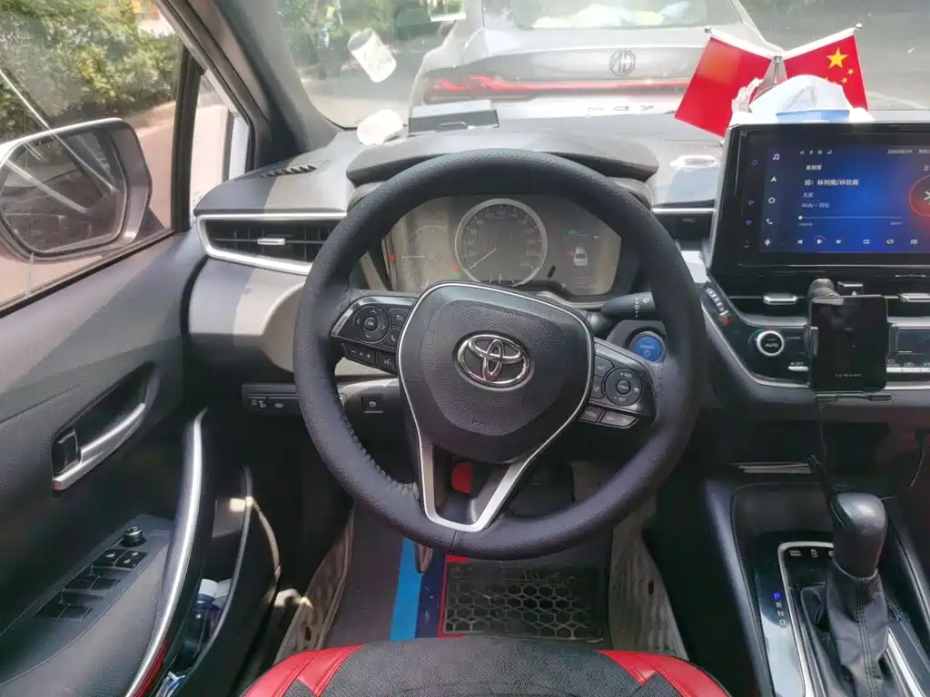 Levin Dual Engine 1.8 H E-CVT Luxury