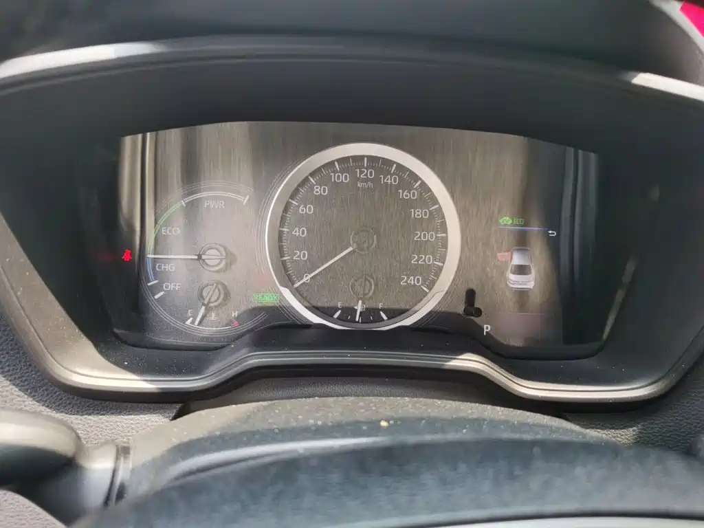 Levin Dual Engine 1.8 H E-CVT Luxury