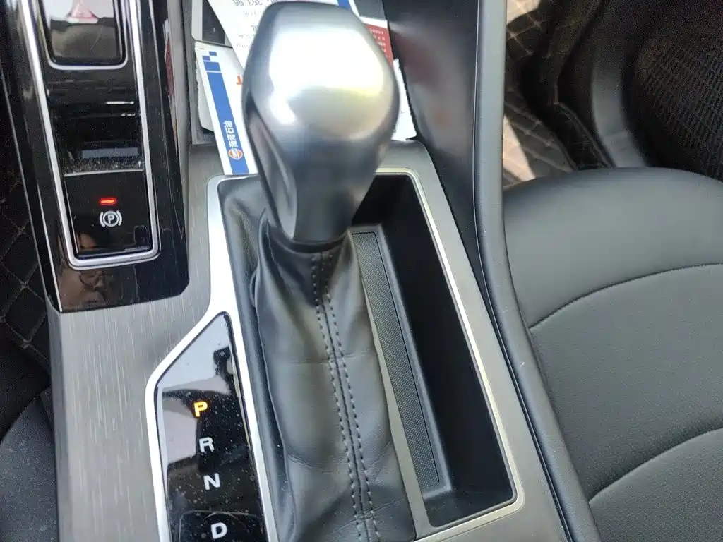 Roewe i5 1.5 L CVT Luxury