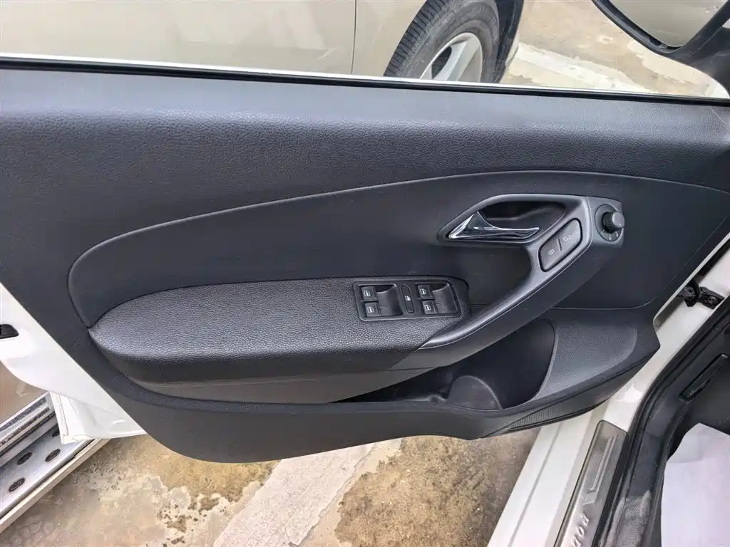 Polo 1.4 L Manual Style