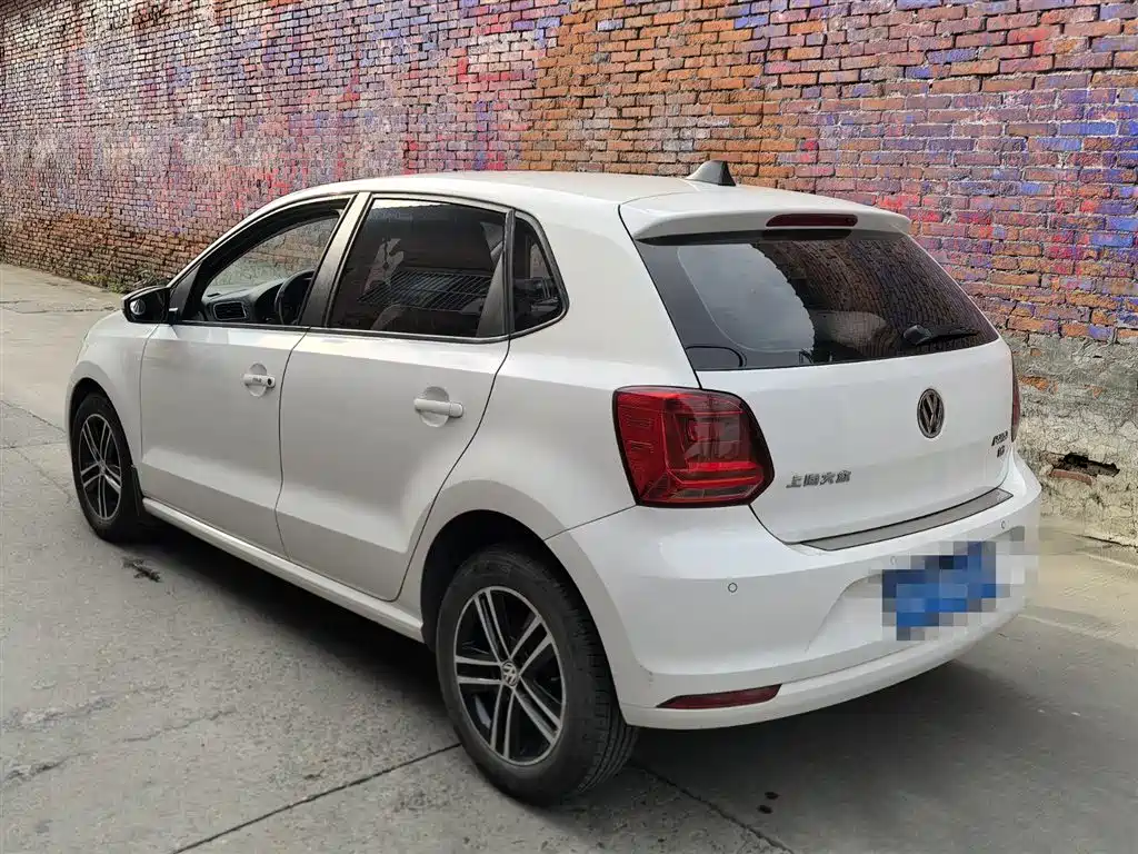 Polo 1.5 L Auto Safe Enjoyment