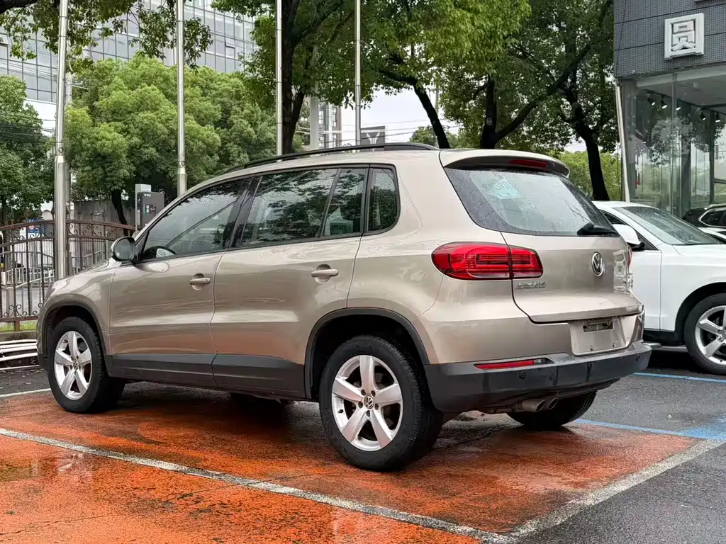 Tiguan 1.8 TSI Auto 4 WD Comfort