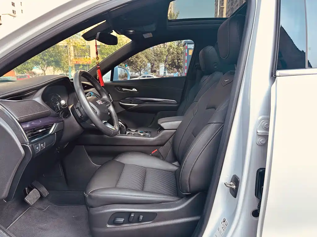 Cadillac XT4 28 T 2 WD Style