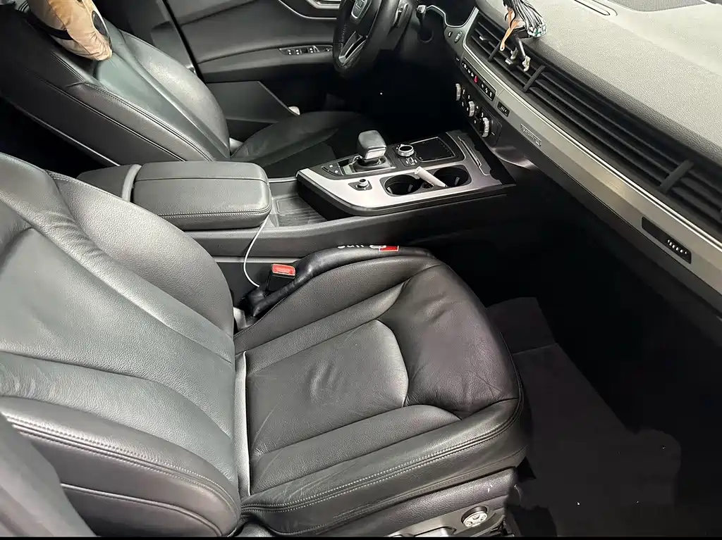 Audi Q7 40 TFSI S line Sport