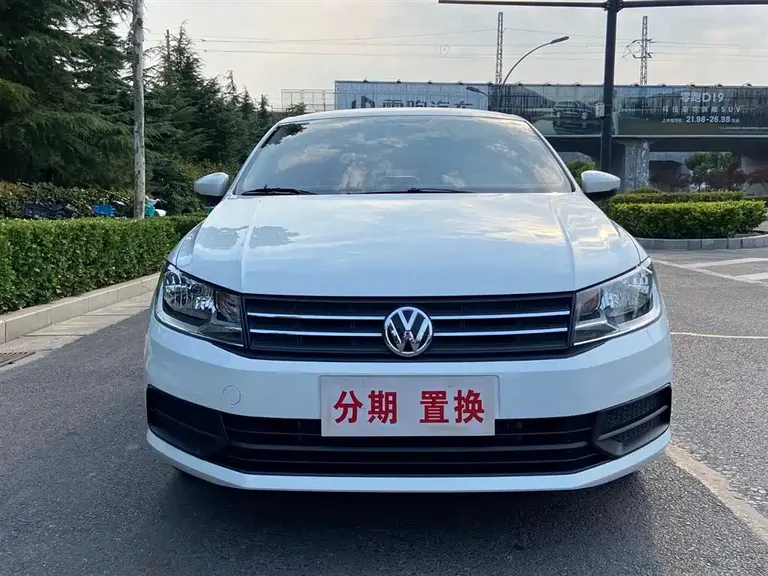 Volkswagen Santana 1.5 L Auto Style