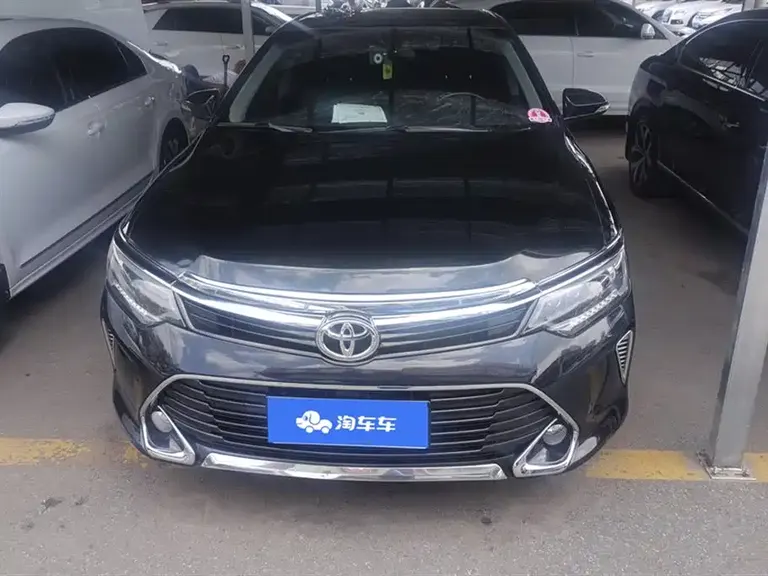 Toyota Camry 2.0 G 10 th Anniversary Commemorative Leading