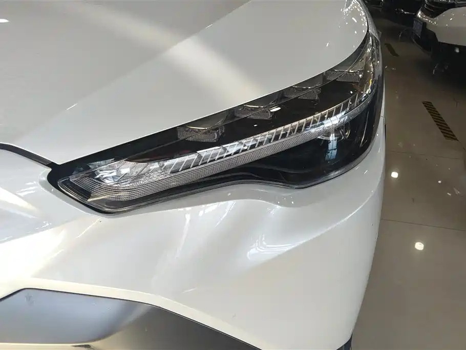 Frontlander 锋兰达 2024款 2.0 L 智能电混双擎 豪华版