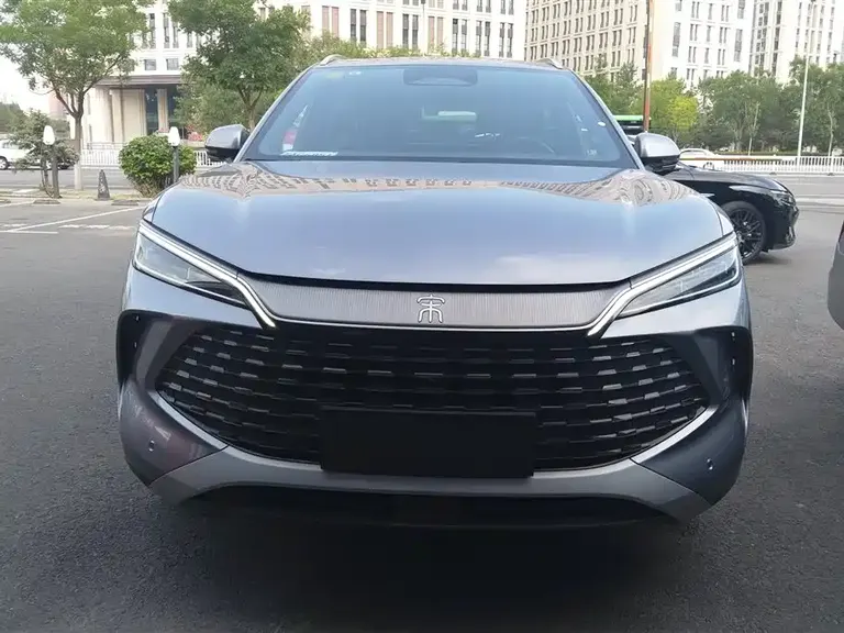 BYD Song L DM-i 130 KM Transcend
