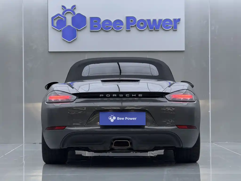 Porsche 718 Boxster 2.0 T