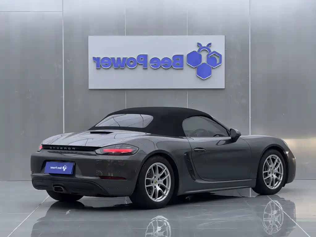 Porsche 718 Boxster 2.0 T