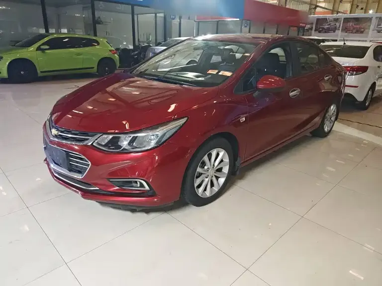 Chevrolet Cruze 320 Auto Pioneer Sunroof