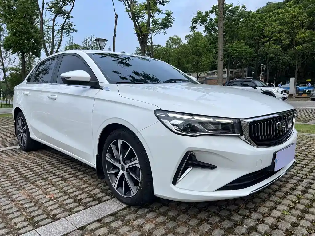 Emgrand 4 th Gen 1.5 L CVT Elite