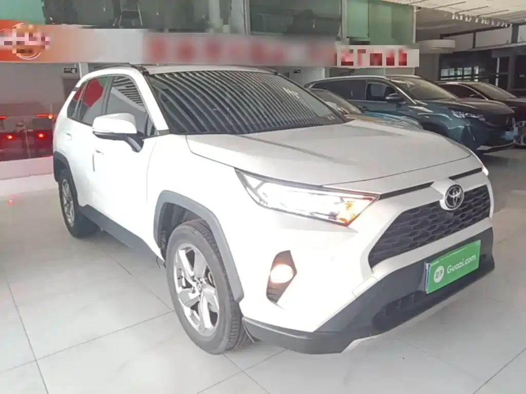 RAV4 2.0 L CVT 2 WD Style